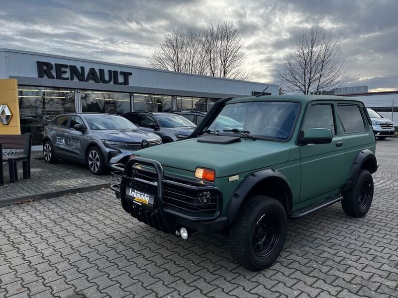 Grün Gebraucht 2022 Lada Taiga SUV | 19.990 € (Teuer) - Bild 1/4