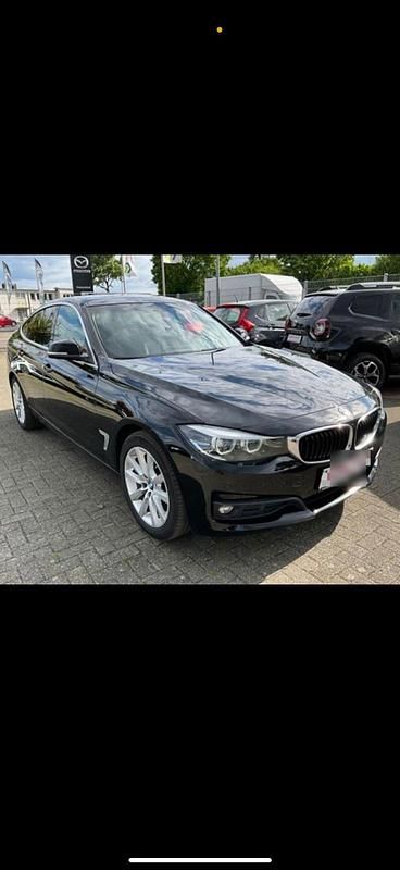 Schwarz Gebraucht 2018 BMW 320 Gran Turismo Limousine | 12.900 € (Guter Preis) - Bild 1/4