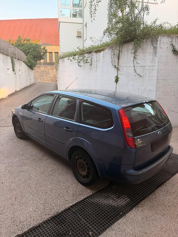 Second-hand Ford Focus 90 CP (66 kW) 2006 Albastru Break