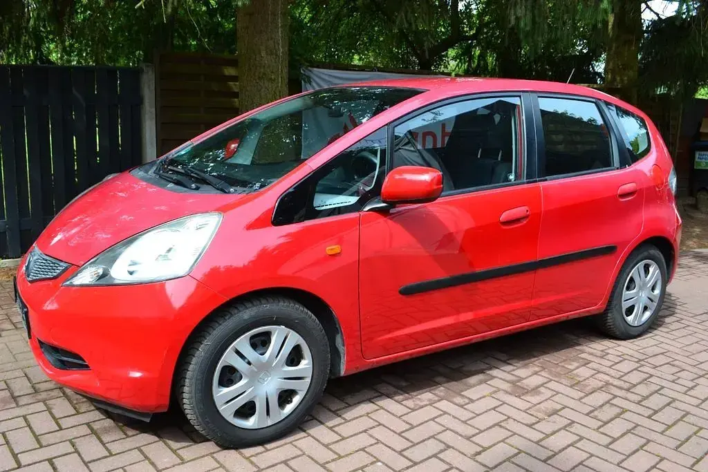 Gebraucht Honda Jazz Trend 90 PS (66 kW) 2009 Rot Kleinwagen