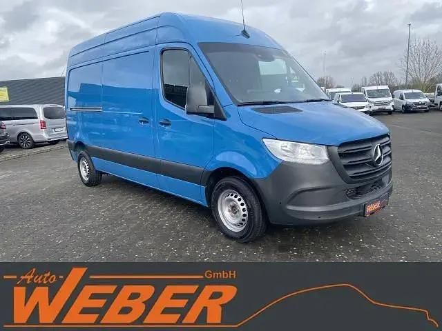 Second-hand Mercedes Sprinter 143 CP (105 kW) 2019 Albastru Van