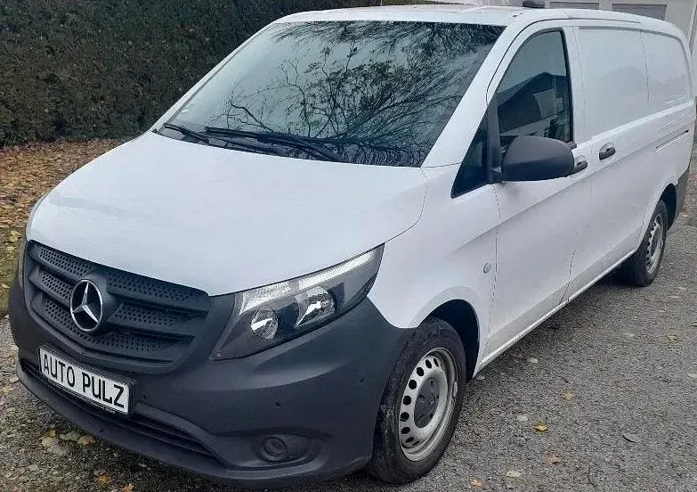 Gebraucht Mercedes Vito 136 PS (100 kW) 2020 Weiß Van