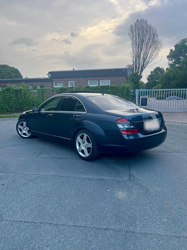 Gebraucht Mercedes S320 235 PS (172 kW) 2006 Blau Limousine