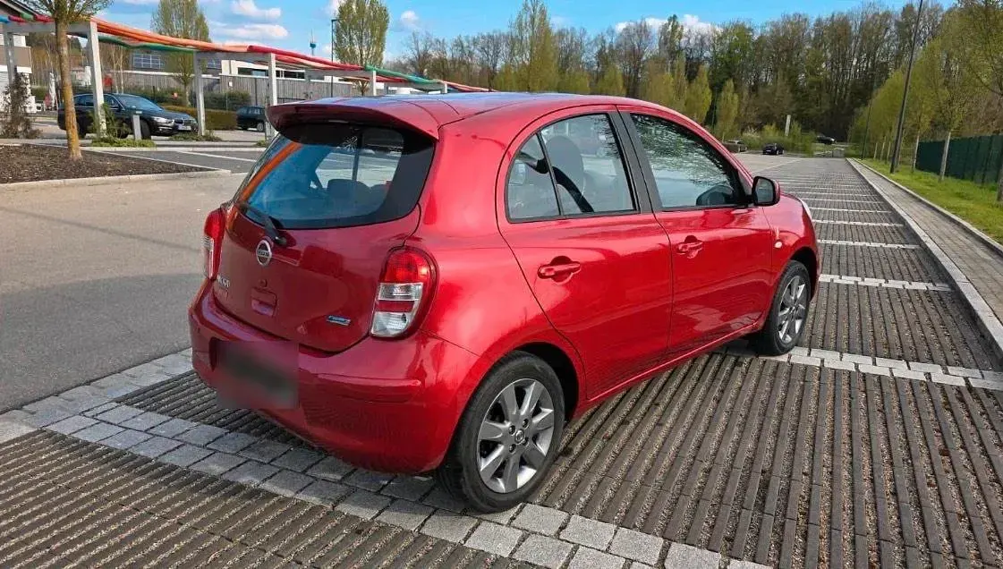 Gebraucht Nissan Micra 80 PS (58 kW) 2012 Rot Kleinwagen