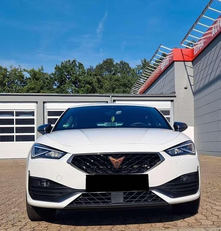 Gebraucht Cupra Leon 150 PS (110 kW) 2021 Weiß Limousine