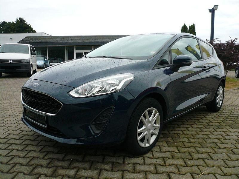Blau Gebraucht 2019 Ford Fiesta Kleinwagen | 10.990 € (Guter Preis) - Bild 1/4