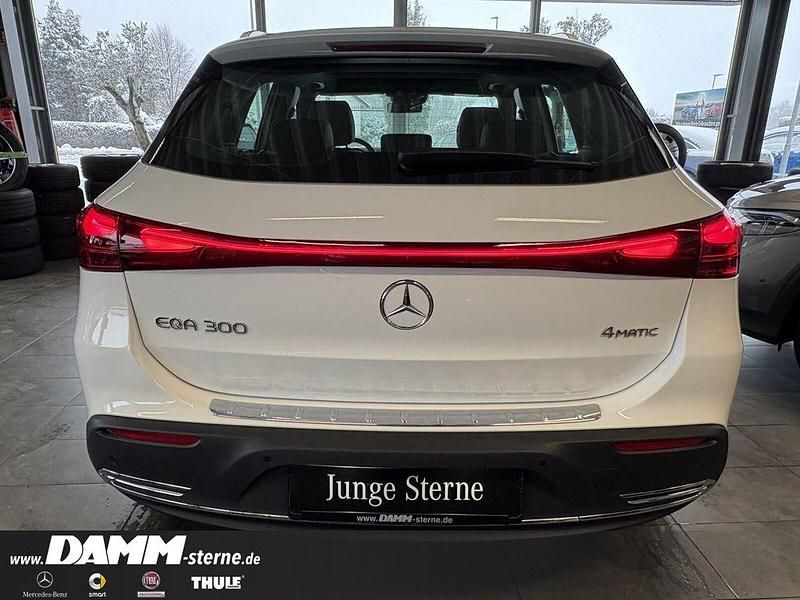 Gebraucht Mercedes EQA300 Progressive 167 kW (228 PS) 2024 Weiß SUV
