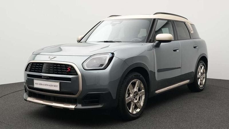 Grün Gebraucht 2024 Mini Countryman Favoured SUV | 44.512 € (Guter Preis) - Bild 1/4