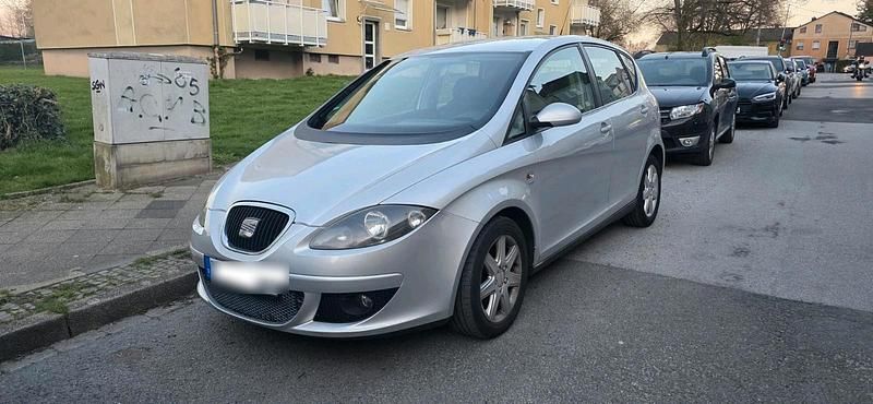 Gebraucht Seat Altea 140 PS (102 kW) 2005 Silber Van / Kleinbus