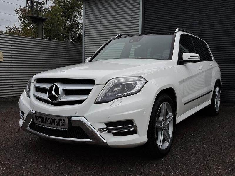 Weiß Gebraucht 2014 Mercedes GLK220 AMG line SUV | 21.999 € (Teuer) - Bild 1/4
