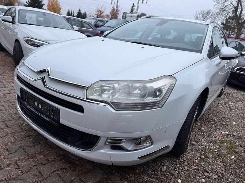 Weiß Gebraucht 2010 Citroën C5 Limousine | 2.999 € (Superpreis) - Bild 1/4