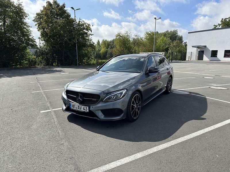 Gebraucht 2017 Mercedes C43 AMG AMG Kombi | 27.000 € (Etwas zu teuer) - Bild 1/4