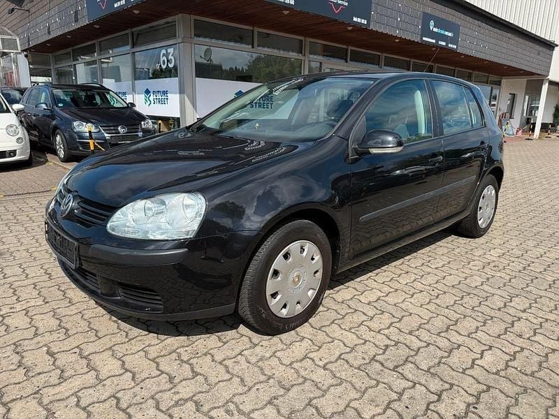 Schwarz Gebraucht 2006 VW Golf V Limousine | 3.999 € (Etwas zu teuer) - Bild 1/4
