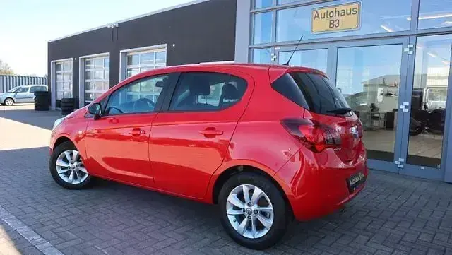 Gebraucht Opel Corsa drive 101 PS (74 kW) 2016 Rot Kleinwagen