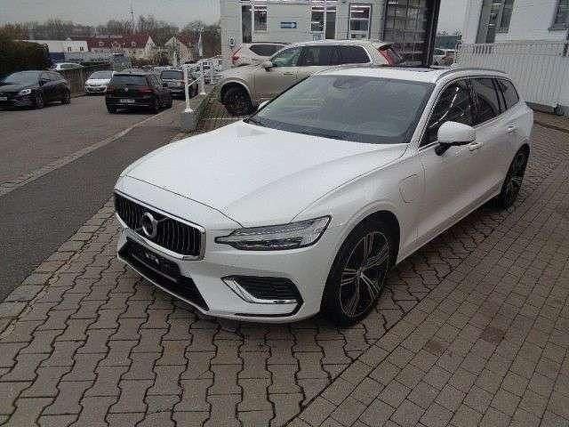 Ice white Gebraucht 2021 Volvo V60 Inscription Kombi | 31.890 € (Guter Preis) - Bild 1/4