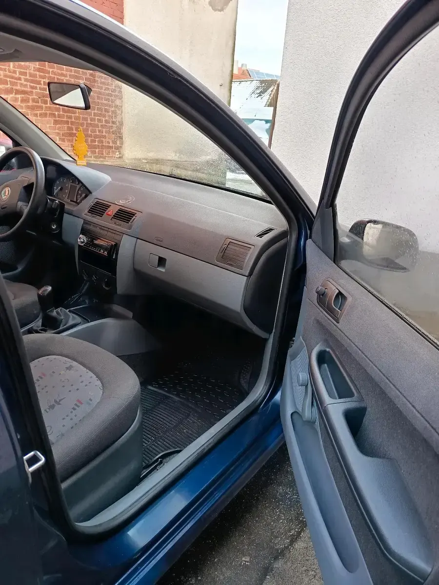 Gebraucht Skoda Octavia 75 PS (55 kW) 2003 Blau Limousine