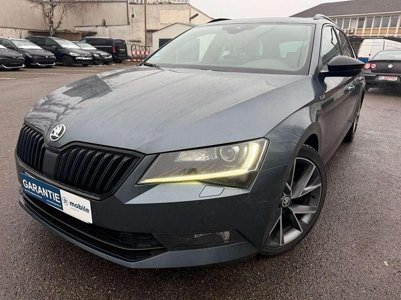 Gebraucht Skoda Superb Sport 190 PS (139 kW) 2016 Grau Kombi