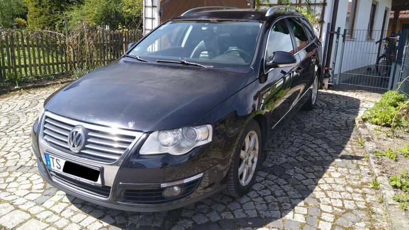 Schwarz Gebraucht 2007 VW Passat Highline Kombi | 1.999 € (Guter Preis) - Bild 1/4