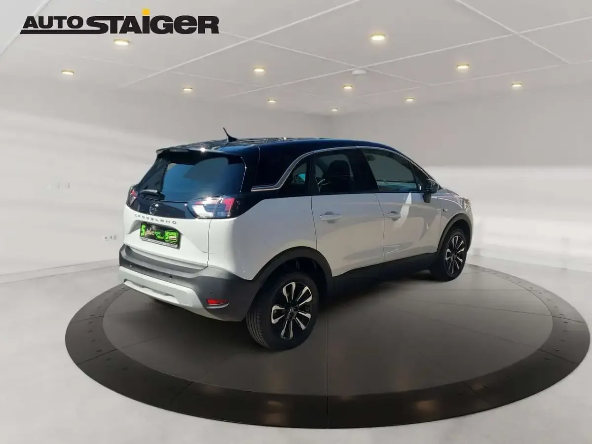 Gebraucht Opel Crossland Elegance 110 PS (80 kW) 2024 Weiß SUV
