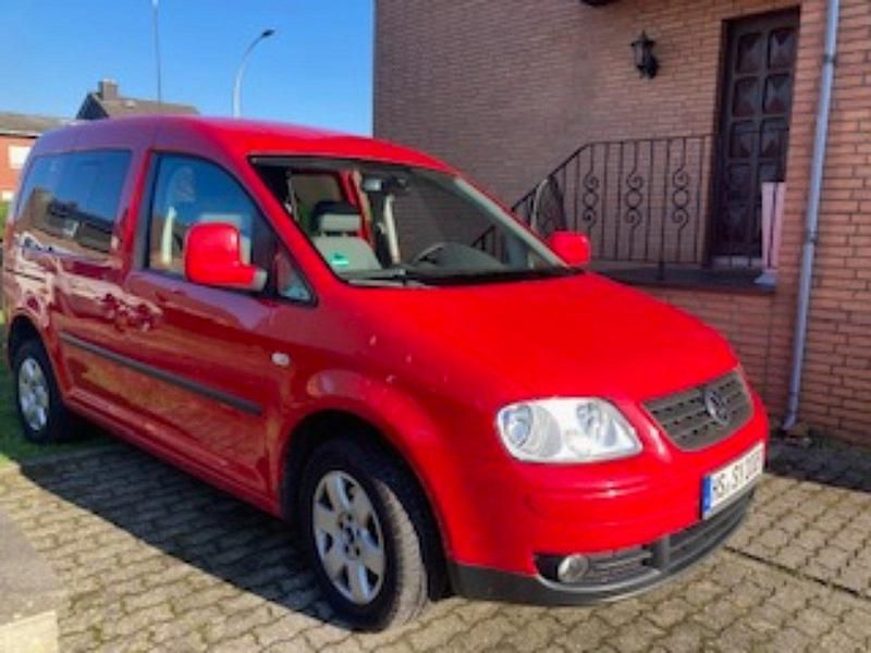 Rot Gebraucht 2009 VW Caddy Life Van / Kleinbus | 4.950 € (Guter Preis) - Bild 1/4