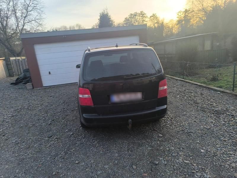 Gebraucht VW Touran 105 PS (77 kW) 2006 Schwarz Van / Kleinbus