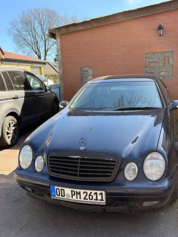 Gebraucht Mercedes CLK200 Elegance 163 PS (119 kW) 2000 Blau Coupé