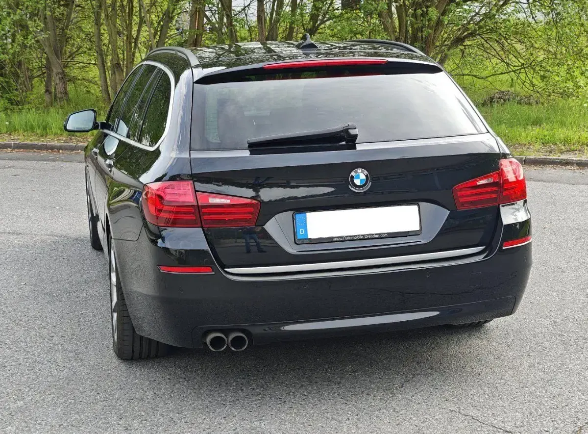 Gebraucht BMW 525 218 PS (160 kW) 2013 Schwarz Kombi