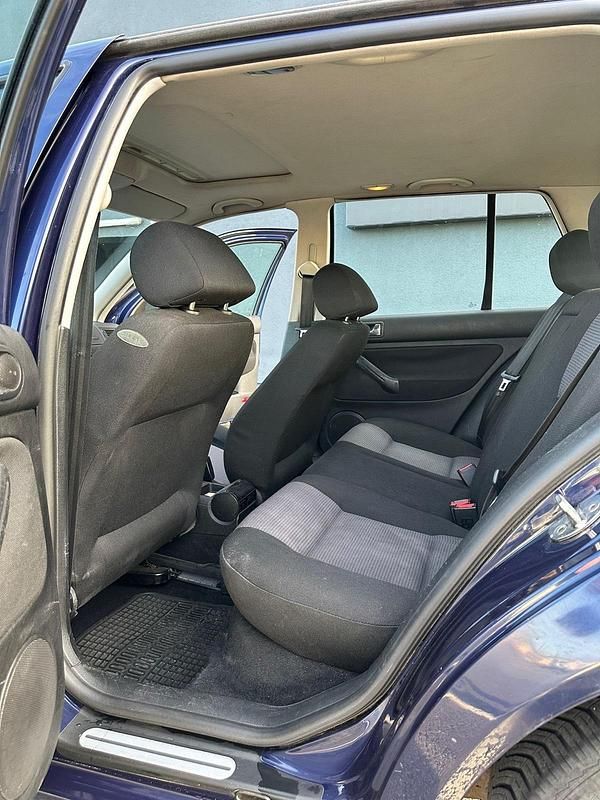 Gebraucht VW Golf IV Edition 75 PS (55 kW) 2001 Blau Kleinwagen