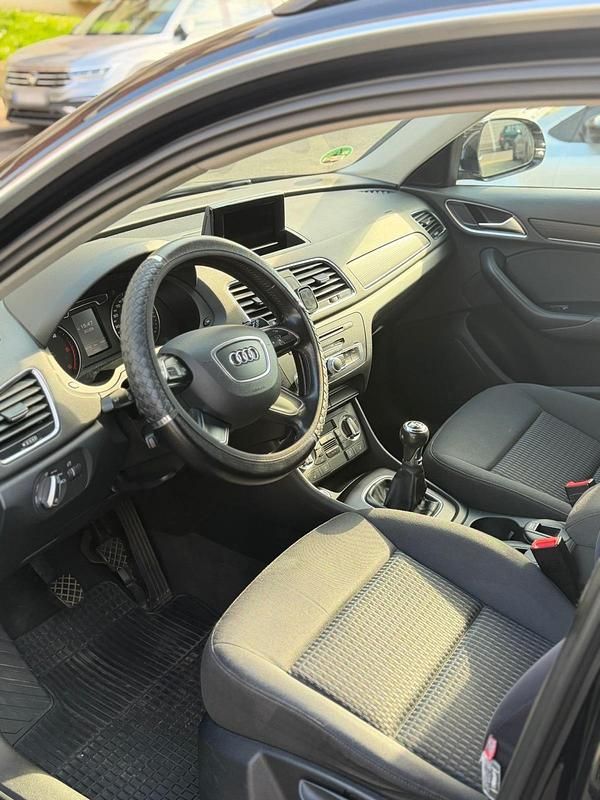 Gebraucht Audi Q3 140 PS (102 kW) 2013 Schwarz SUV