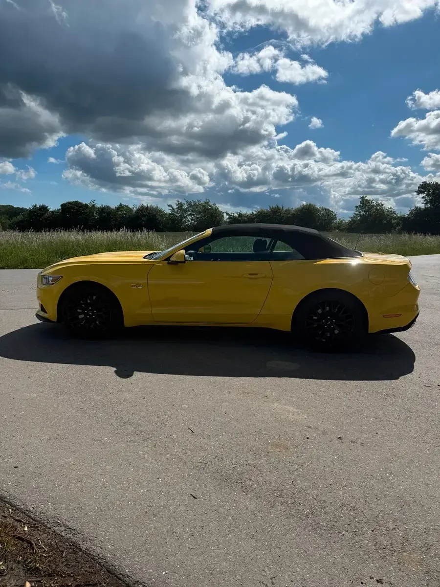 Gebraucht Ford Mustang 421 PS (309 kW) 2017 Gelb Cabrio