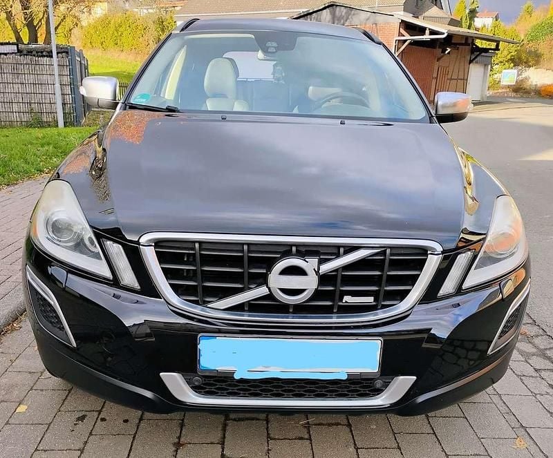 Gebraucht Volvo XC60 R-Design 163 PS (119 kW) 2012 Schwarz SUV