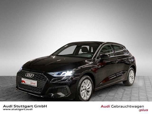 Brillantschwarz Gebraucht 2023 Audi A3 Sportback e-tron Kleinwagen | 23.840 € (Fairer Preis) - Bild 1/4