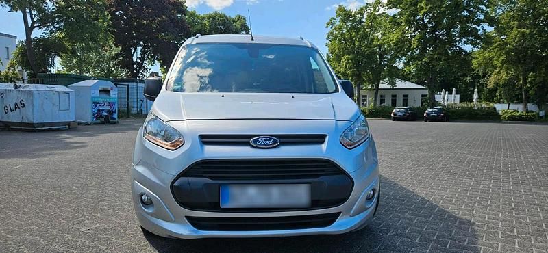 Gebraucht Ford Tourneo 150 PS (110 kW) 2015 Grau Kombi