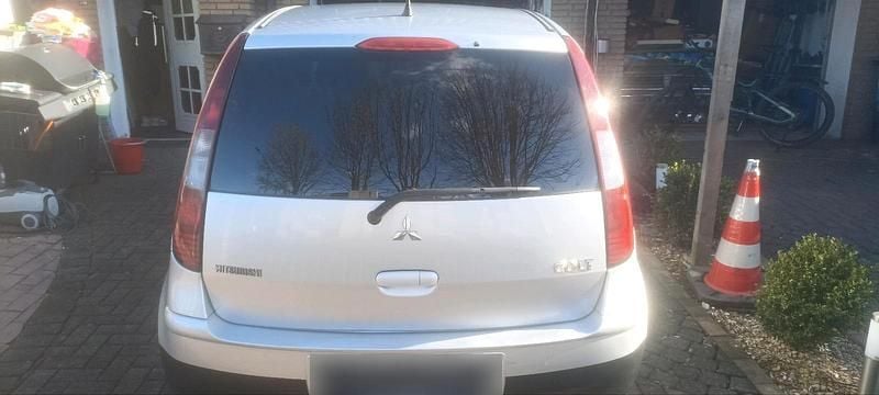 Gebraucht Mitsubishi Colt 70 PS (51 kW) 2008 Silber Kleinwagen