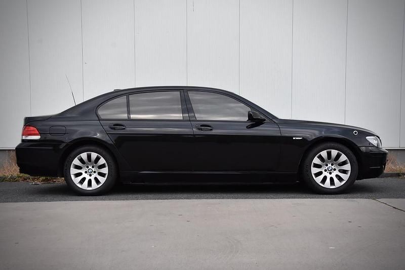 Gebraucht BMW 760L 445 PS (327 kW) 2006 Schwarz Limousine
