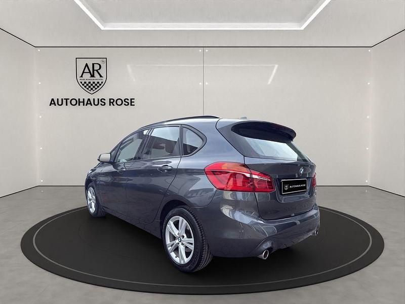 Gebraucht BMW 220 Active Tourer Sport Line 192 PS (141 kW) 2019 Grau Van / Kleinbus