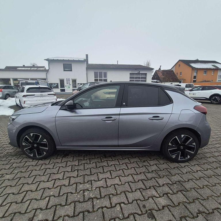 Gebraucht Opel Corsa-e GS Line 100 kW (136 PS) 2021 Kontrast grau/quarz silber Kleinwagen