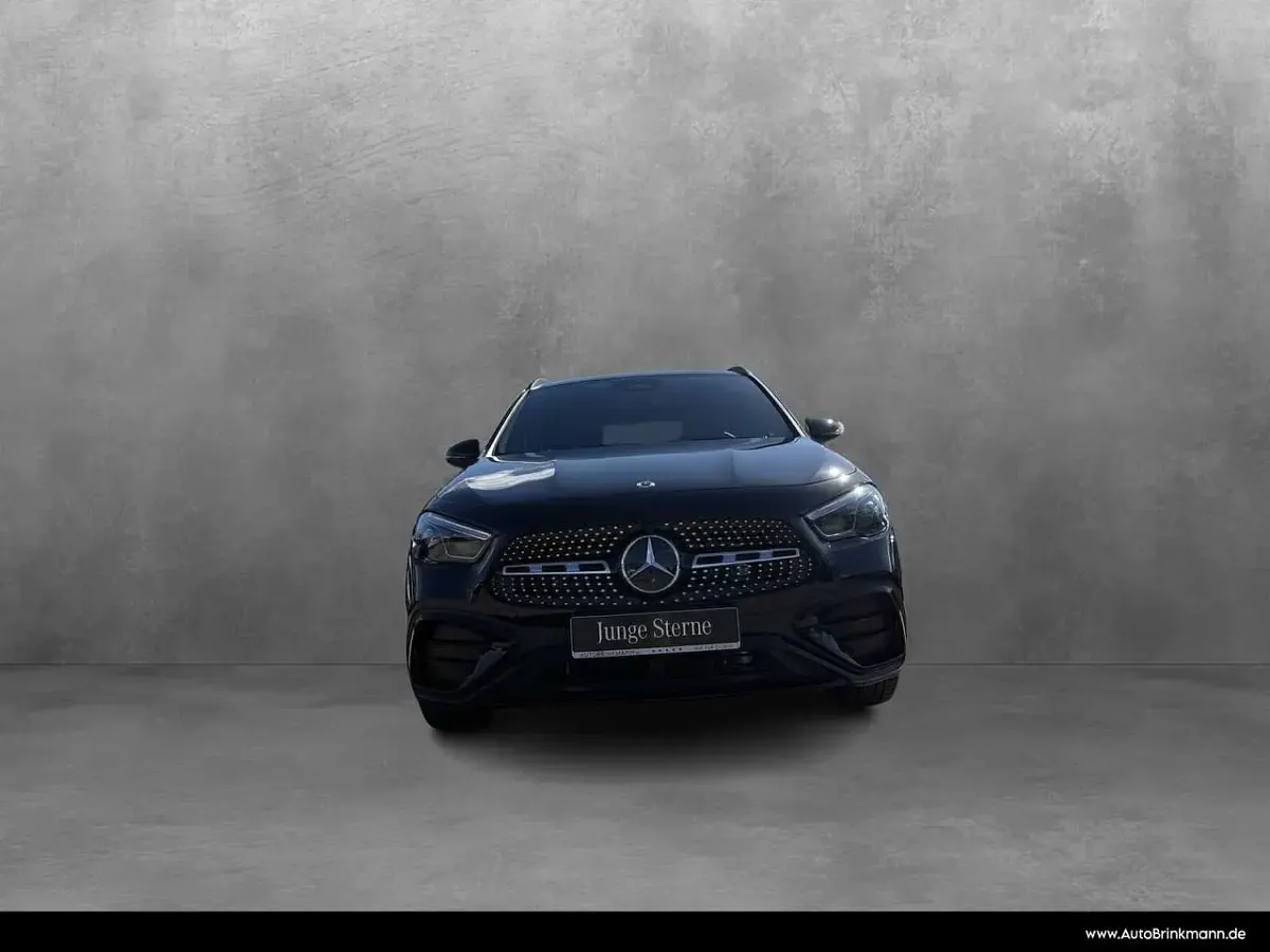 Gebraucht Mercedes GLA200 AMG line 163 PS (119 kW) 2026 Lack kosmosschwarz SUV