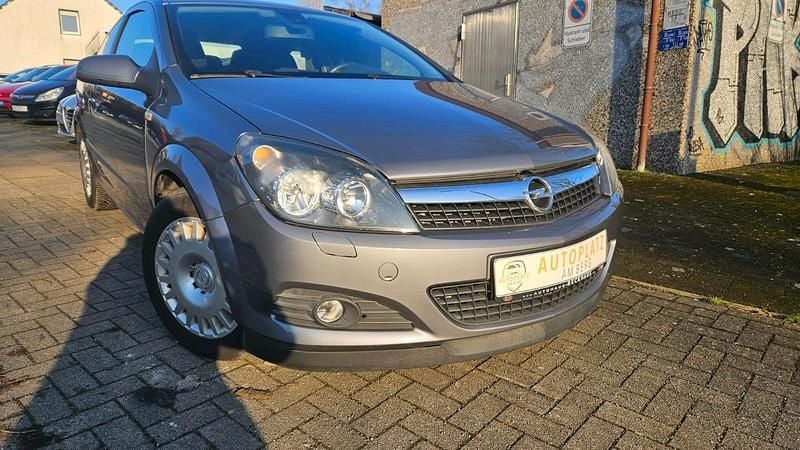 Gebraucht Opel Astra GTC 90 PS (66 kW) 2007 Grau Coupé