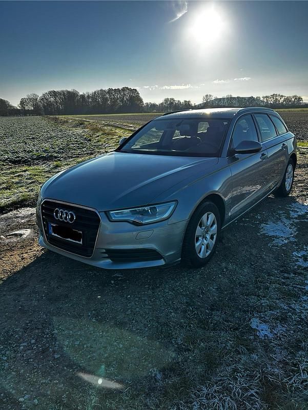 Silber Gebraucht 2013 Audi A6 Kombi | 10.200 € (Guter Preis) - Bild 1/4