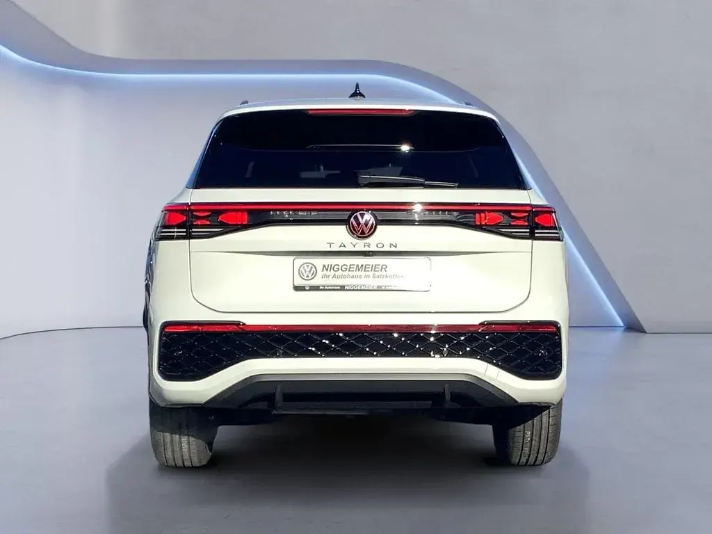 Gebraucht VW Tayron R-line 193 PS (141 kW) 2025 Pure white SUV