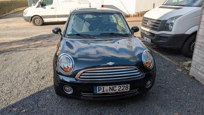 Gebraucht Mini ONE 95 PS (69 kW) 2007 Schwarz Kleinwagen
