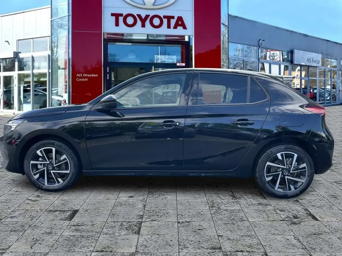 Neu Opel Corsa 136 PS (100 kW) 2025 Diamant schwarz/karbon schwarz Kleinwagen