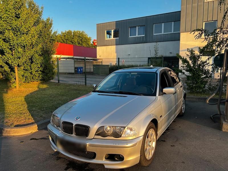 Silber Gebraucht 2000 BMW 316 Limousine | 1.300 € (Superpreis) - Bild 1/4