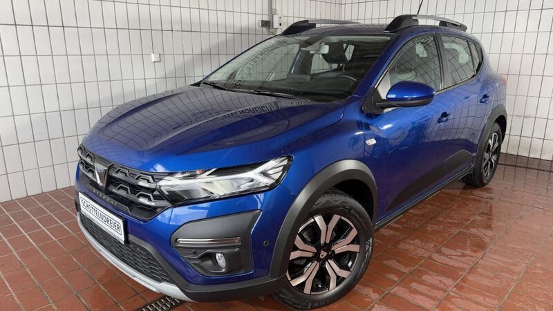 Blau Gebraucht 2021 Dacia Sandero Comfort Kleinwagen | 13.980 € (Fairer Preis) - Bild 1/4