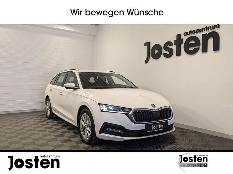 Weiß (candyweiss) Gebraucht 2022 Skoda Octavia Ambition Limousine | 19.990 € (Guter Preis) - Bild 1/4