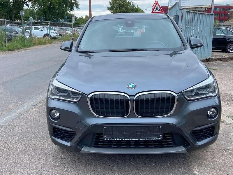 Gebraucht BMW X1 Advantage 136 PS (100 kW) 2017 Grau SUV