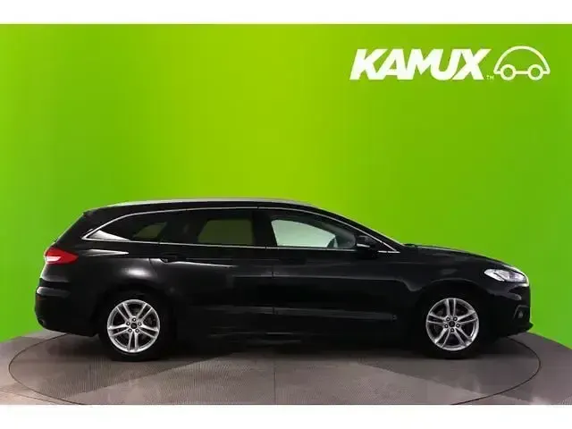 Gebraucht Ford Mondeo Titanium 190 PS (139 kW) 2019 Schwarz Kombi