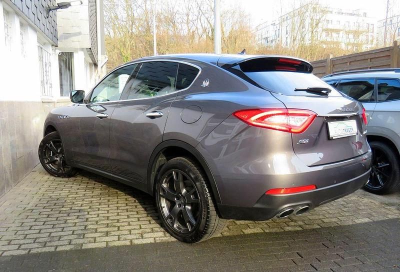 Gebraucht Maserati Levante 430 PS (316 kW) 2018 Grau SUV