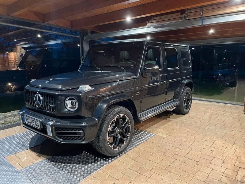 Schwarz Gebraucht 2023 Mercedes G63 AMG AMG SUV | 169.990 € - Bild 1/4